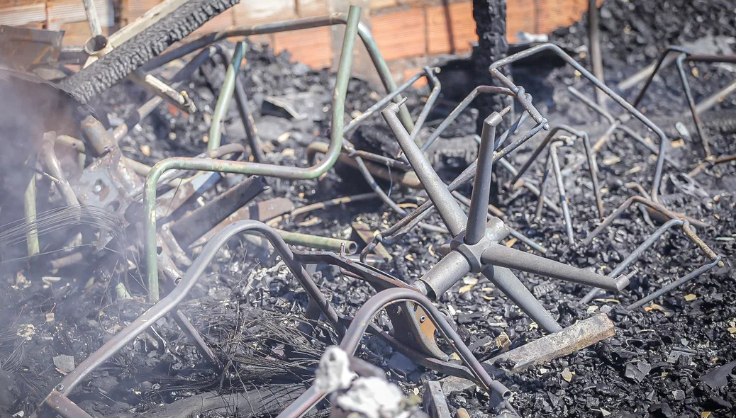 Perícia deverá atestar o que provocou o incêndio