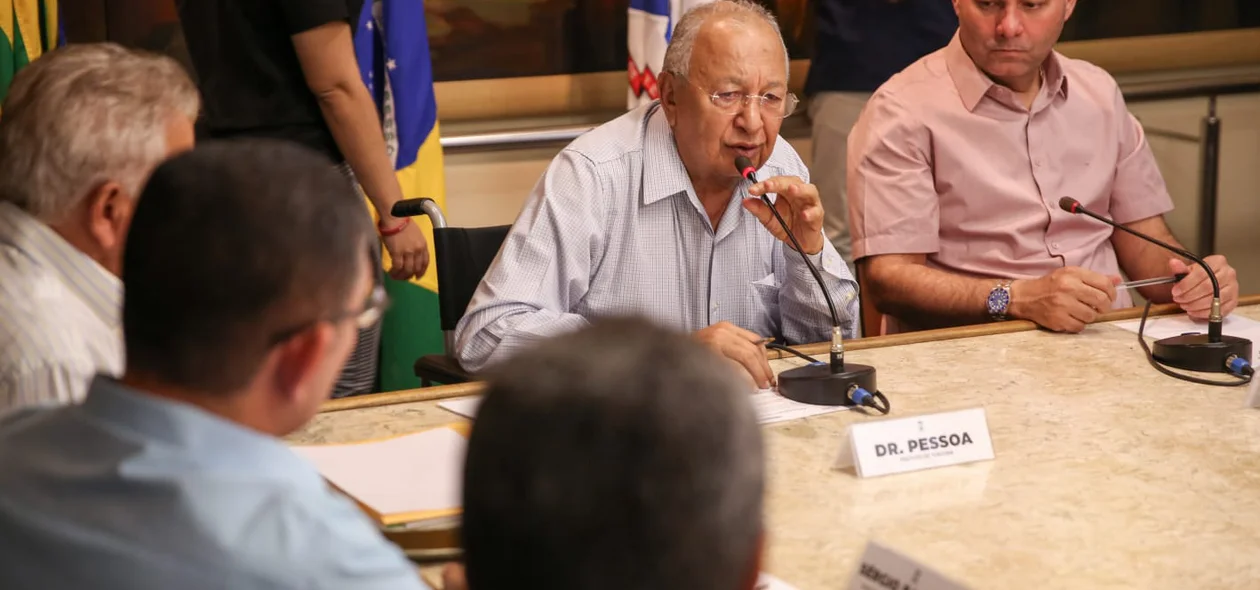 Prefeito Dr. Pessoa durante seu pronunciamento