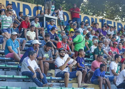 Público presente na partida entre Altos e América-RN