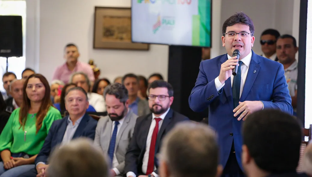 Rafael Fonteles faz o lançamento do PRO Piauí 100  e PRO Piauí 10 no Karnak