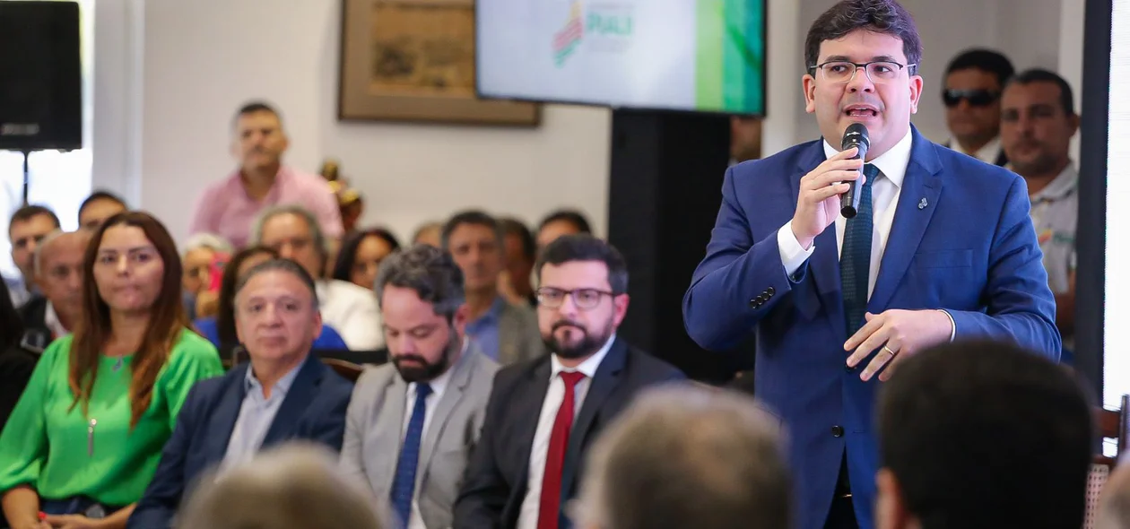 Rafael Fonteles faz o lançamento do PRO Piauí 100  e PRO Piauí 10 no Karnak