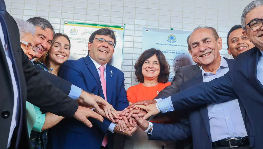 Rafael Fonteles inaugura nova maternidade