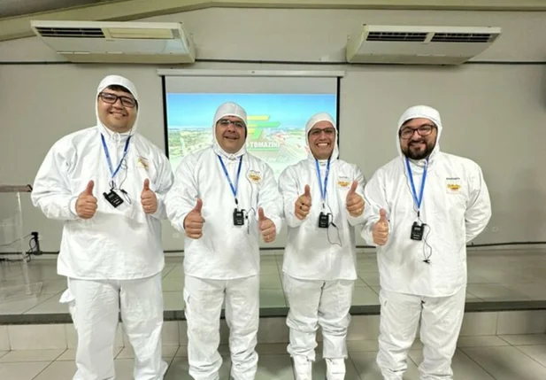Rafael Fonteles visita grupo que vai investir no Piauí
