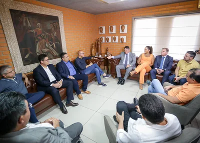 Reunião teve intuito de mostrar importância na entrega dos dados por parte das prefeituras sobre os dados do Censo Escolar