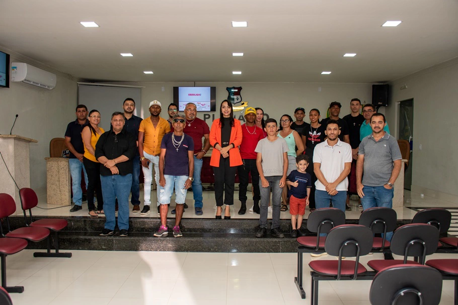 Secretaria Municipal de Cultural de Lagoa do Barro do Piauí reúne artistas para escuta da Lei Paulo Gustavo