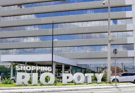 Prefeito Sílvio Mendes revoga incentivo fiscal do Shopping Rio Poty
