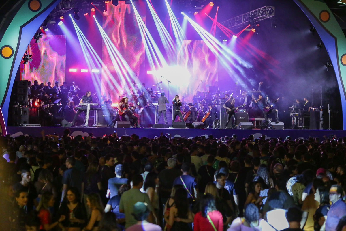 Show de Edu Falaschi