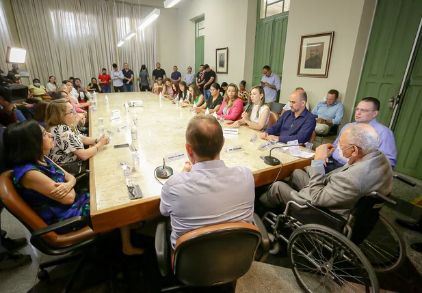 Solenidade da Assinatura da Ordem de Serviço das obras de reforma do "Lar de Santana"