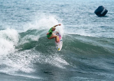 Tatiana Weston-Webb é eliminada de J-Bay