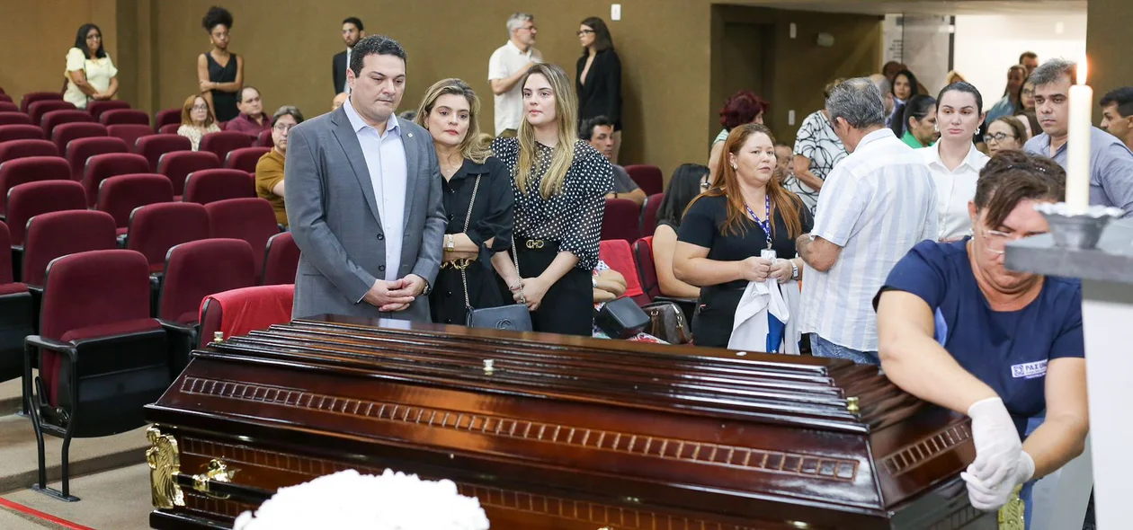 Velório do ex-presidente da OAB-PI Celso Barros Coelho