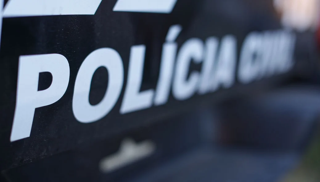 Viatura da Polícia Civil