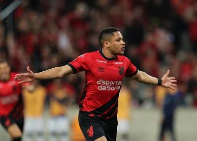 Vitor Roque