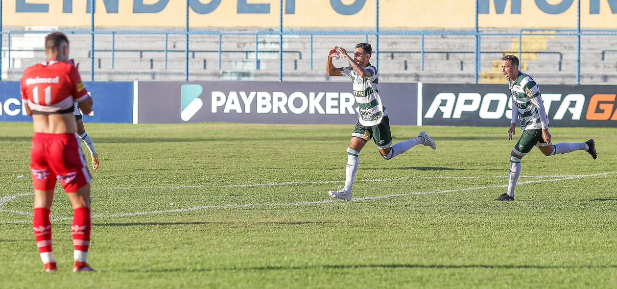 Volante Tibiri do Altos, balança as redes contra o América-RN