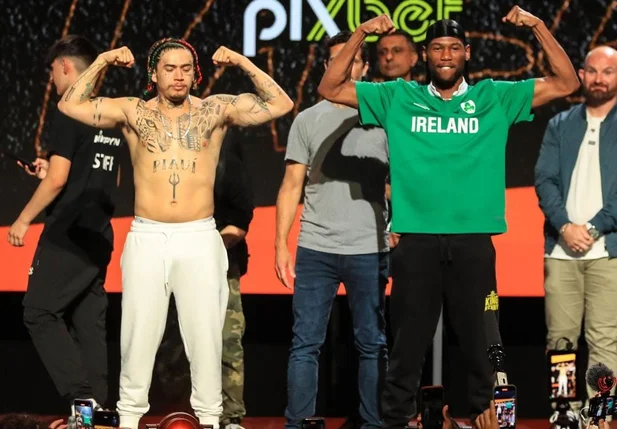 Whindersson Nunes e King Kenny se enfrentam neste sábado (15), em Dublin, na Irlanda