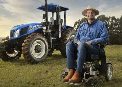 A New Holland Agriculture lançou o primeiro trator agrícola com acessibilidade para condutores que tem algum tipo de deficiência motora