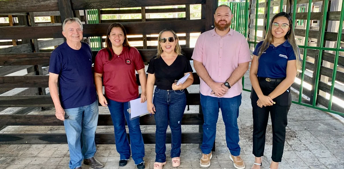 A Prefeitura agradeceu à Secretária Municipal de Desenvolvimento Agrário, Empreendedorismo e Trabalho, Regina Vale
