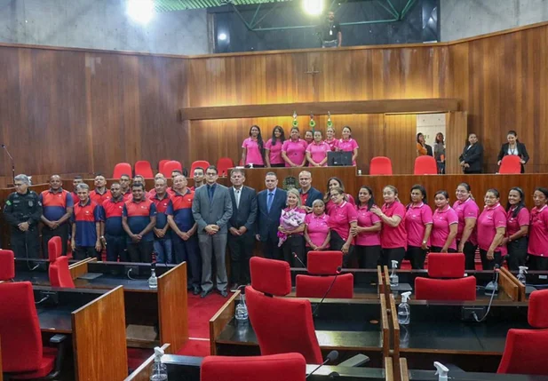 Alepi homenageia ação da Igreja Universal nos Presídios do Piauí
