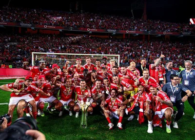 Benfica vence o Porto e conquista seu oitavo título da Supertaça de Portugal