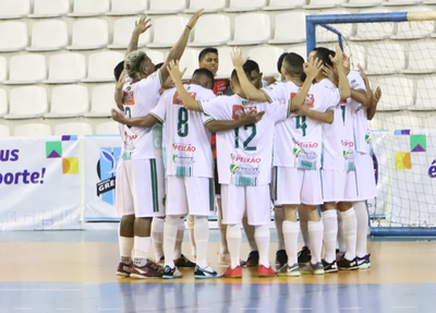 Campo Largo empata e se aproxima das semis da Taça Brasil de Futsal