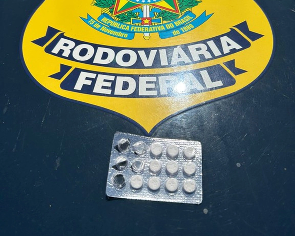 Cartela de rebite encontrada com o caminhoneiro em Picos