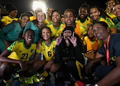 Cedella Marley é uma ferrenha apoiadora do futebol feminino na Jamaica