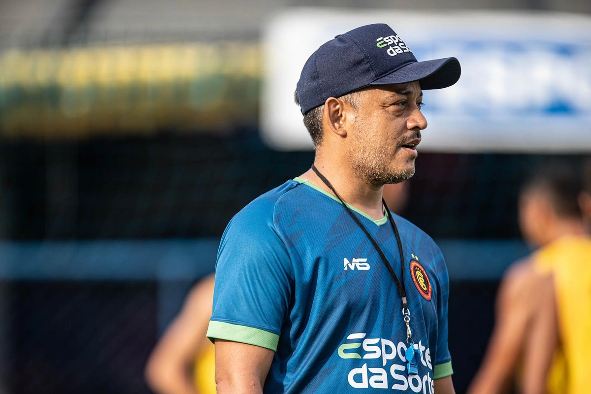 Clemilton Miranda, técnico do Resenha
