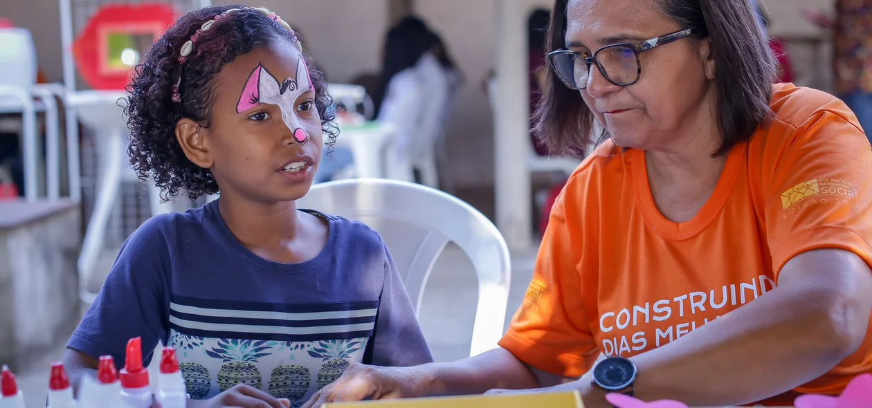 Crianças participaram do dia de ação social