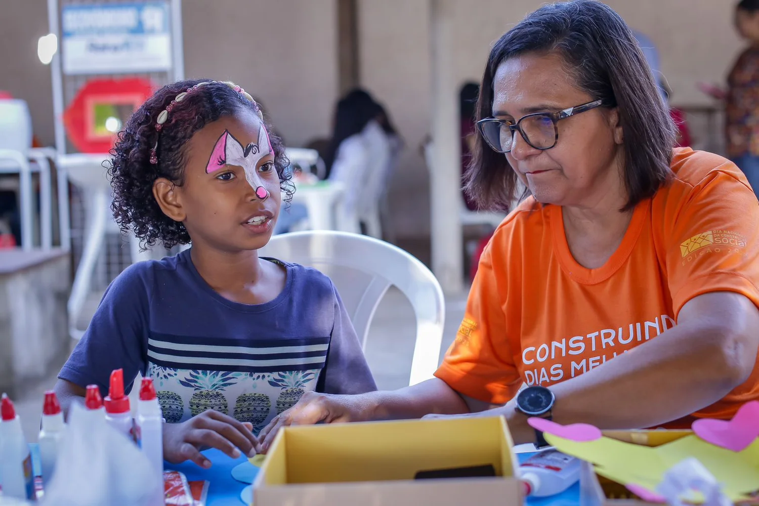 Dia da Construção Civil é marcado por ação social no clube do