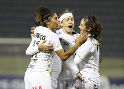 Cristiane, Ketlyn e Reina