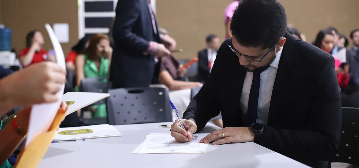 Delegados também escolheram o local de lotação