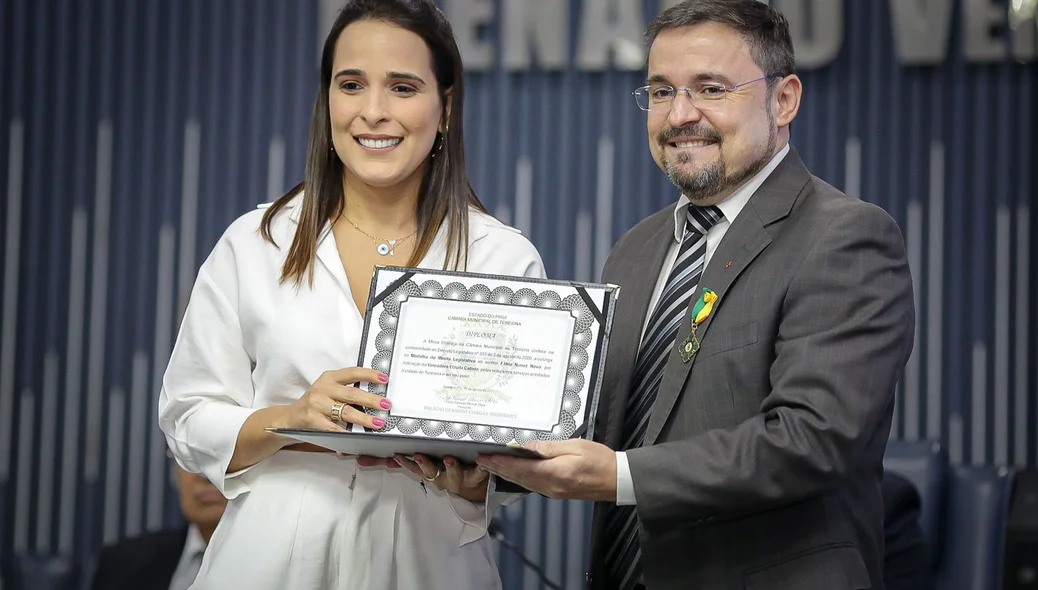 Deputado Fábio Novo foi homenageado