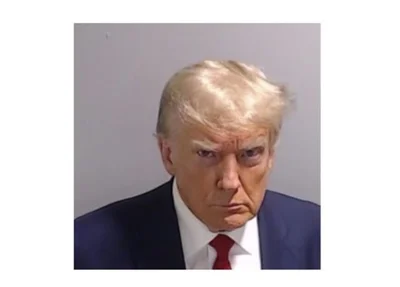 Donald Trump volta ao X, antigo Twitter
