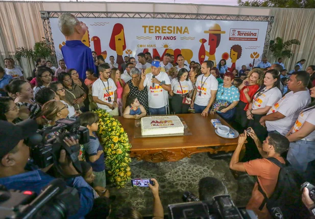 Dr. Pessoa comemorando o aniversário de Teresina