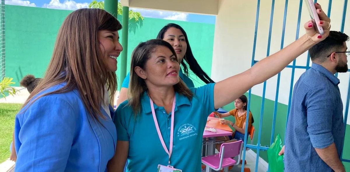 Educadores também compareceram na inauguração