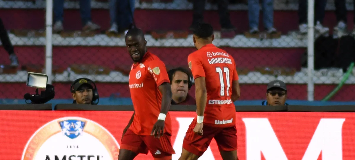 Veja gols: Internacional vence Bolívar e avança para semifinal com dois de  Enner Valencia