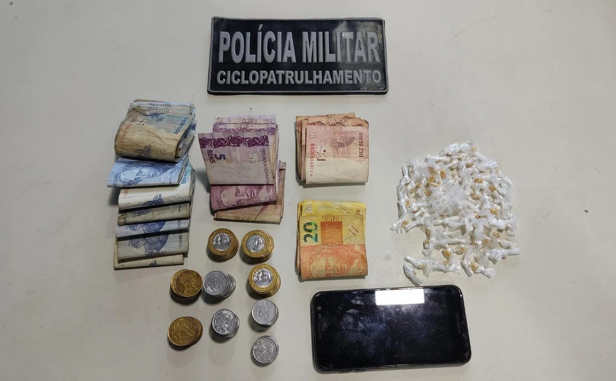 Entorpecentes apreendidos na casa abandonada