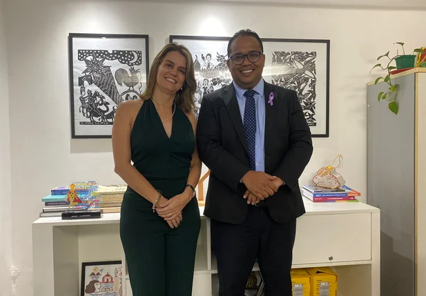 Enzo Samuel em agenda em Recife