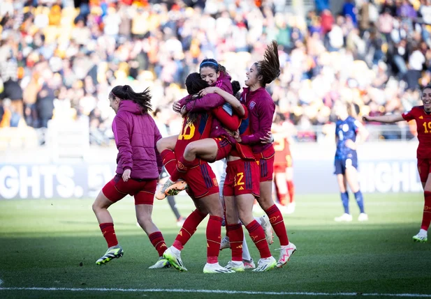 Espanha vence e se classifica pela primeira para a semifinal da Copa do Mundo