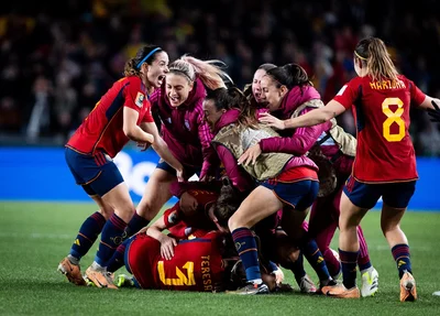 Espanholas comemoram classificação para a final da Copa pela 1ª vez