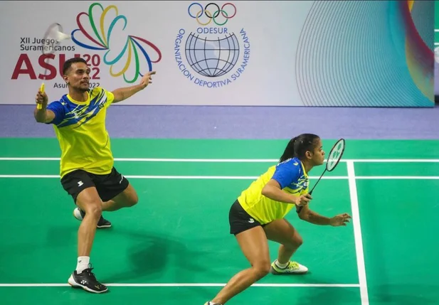 Fabrício Farias e Jaqueline Lima