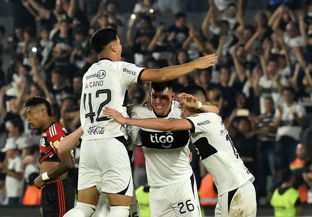 Flamengo é derrotado para o Olimpia e é elminado da Libertadores