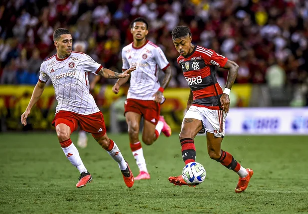 Flamengo x Internacional ficam no 0 a 0