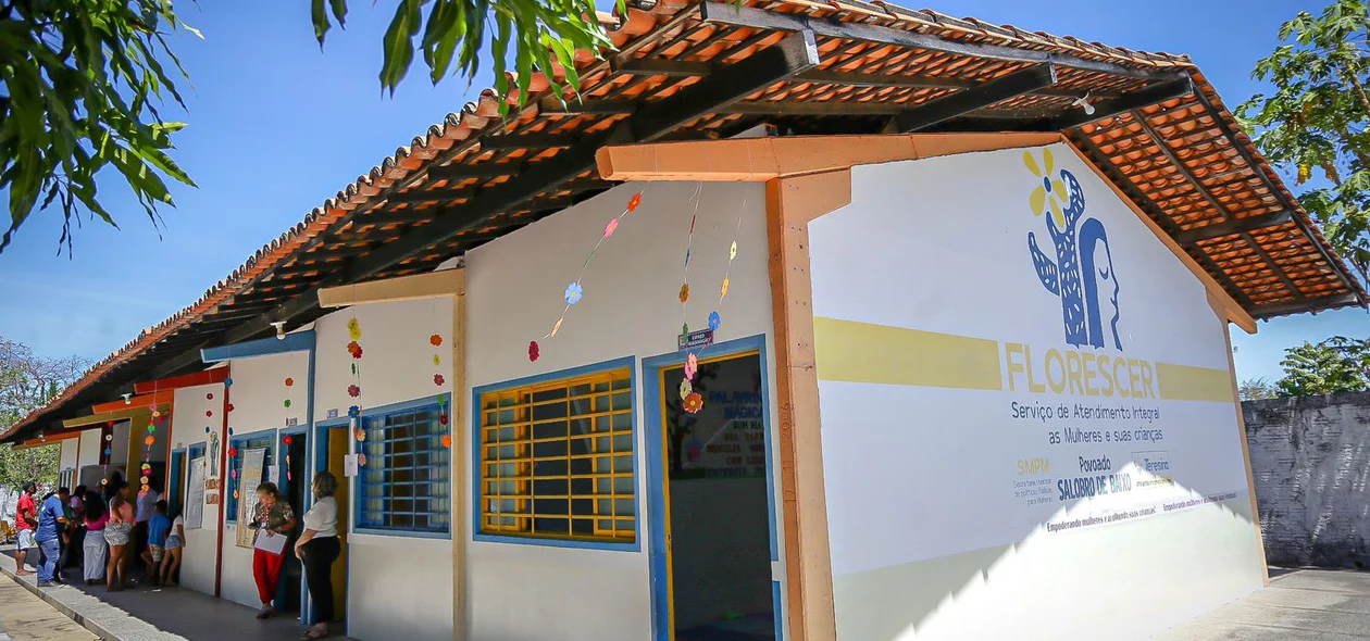 Florescer do povoado Salobro