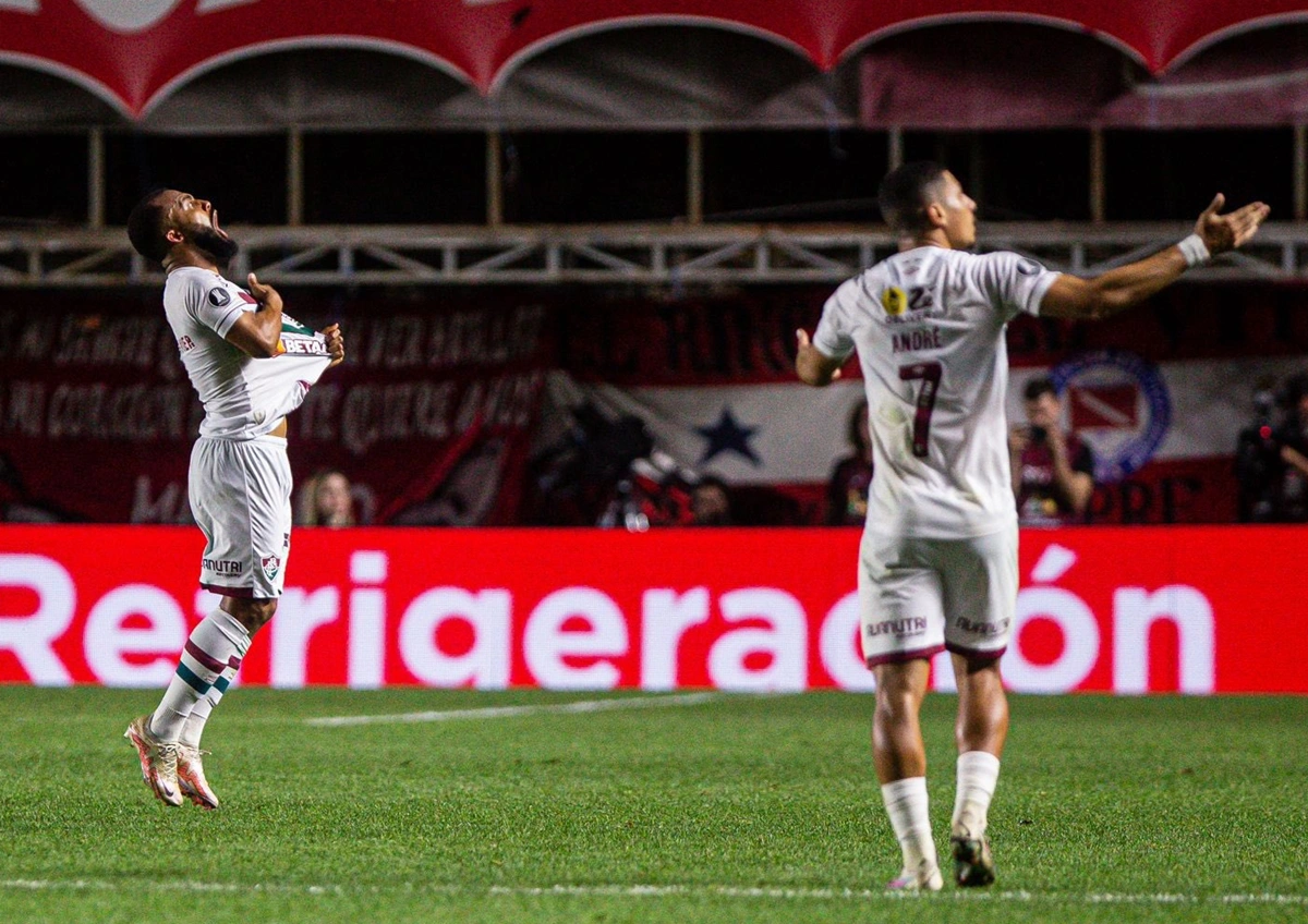 Bolívar vence o Athletico por 3 a 1 de virada no jogo de ida das oitavas de  final da Libertadores