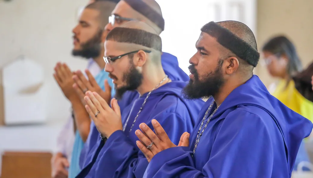 Franciscanos em orações