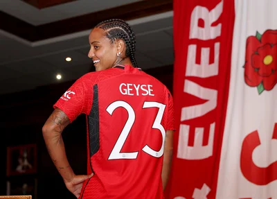 Geyse é anunciada pelo Manchester United