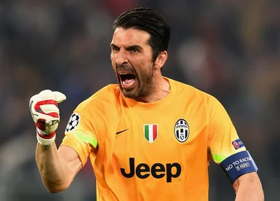 Gianluigi Buffon anuncia aposentadoria