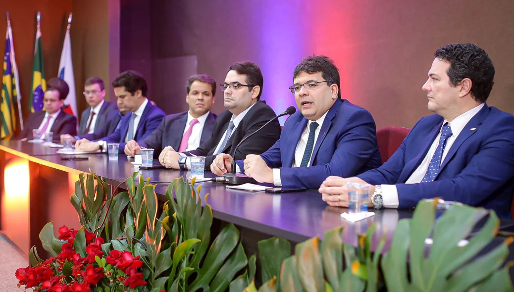 Governador Rafael Fonteles durante seu pronunciamento