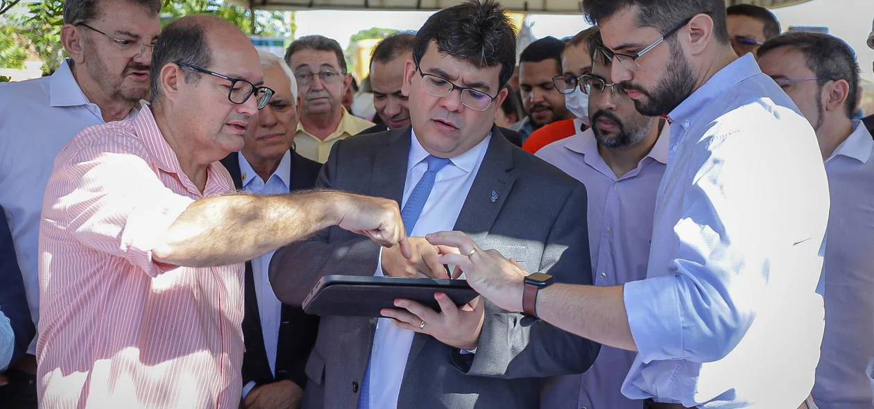 Governador Rafael Fonteles e presidente da CFLP José Augusto Nunes