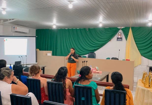 Jatobá do Piauí promove campanha de conscientização do aleitamento materno